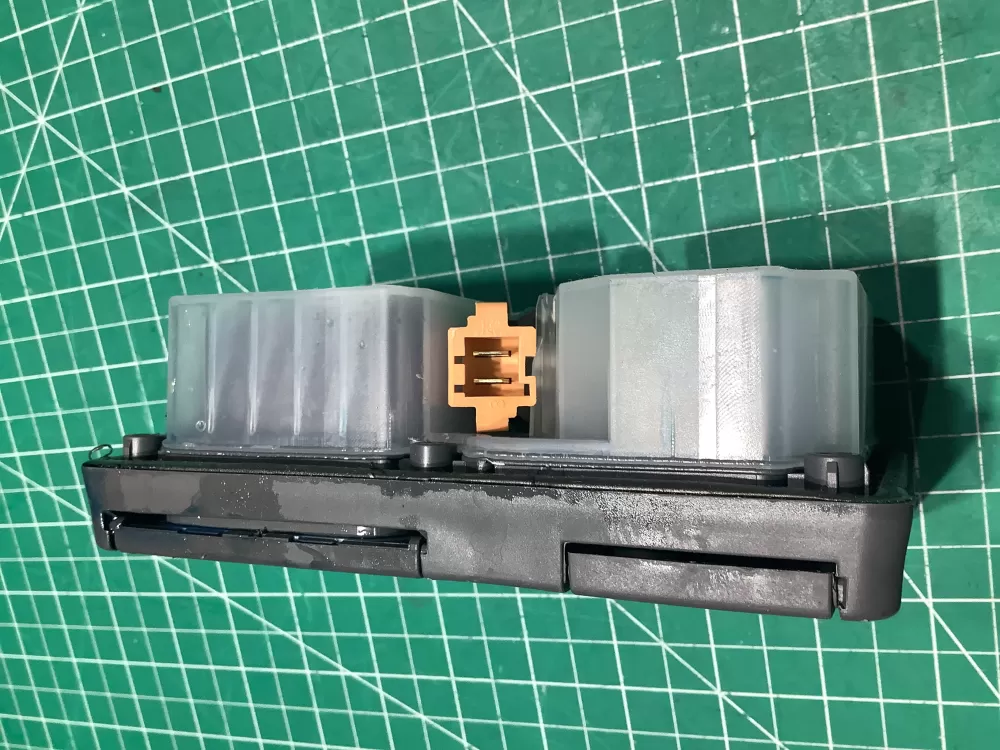 GE 265D1231P020 Dishwasher Detergent Dispenser AZ142446 | SL270