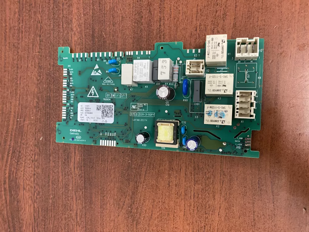 Fisher and Paykel WH2424P1 Washer Main Control Board AZ44457 | BK1760