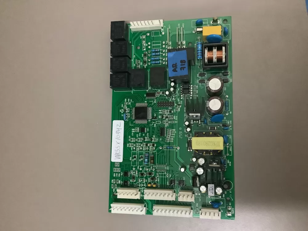 GE 200D5837G004 WR55X10942C Refrigerator Control Board AZ201965 | AR718