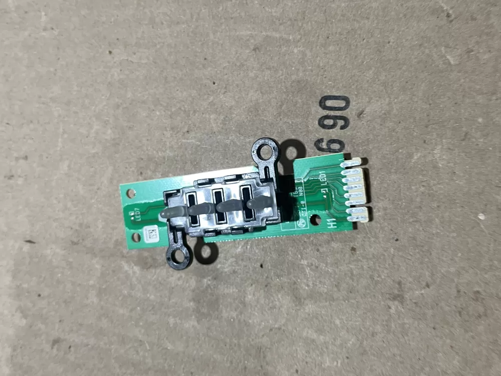 Speed Queen 7718012110  203849  CONTROL BOARD PART #