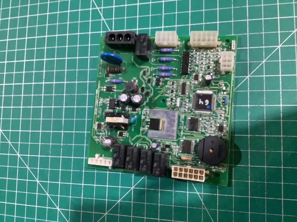 KitchenAid GE Kenmore 2307028 Refrigerator Control Board AZ153141 | NR127