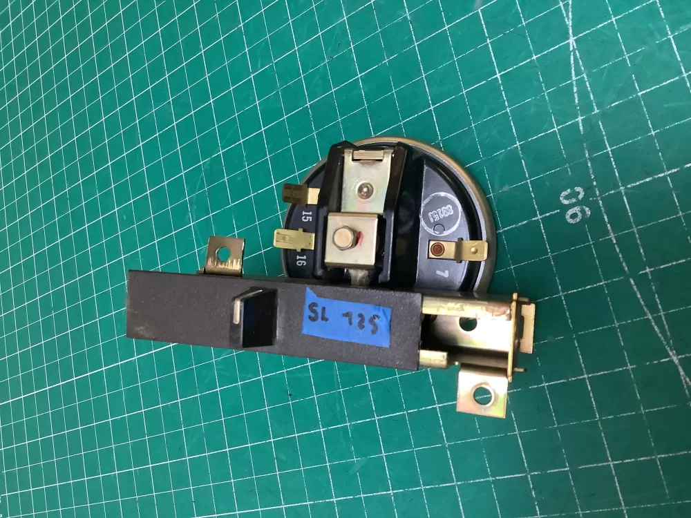 2-06222 | MAYTAG WASHER WATER LEVEL PRESSURE SWITCH AZ223177 | SLA125