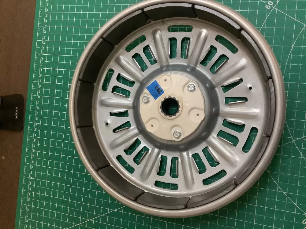 LG Mbf62845201 Mbf618448 Washer Motor Rotor Hub AZ219587 | SLA387