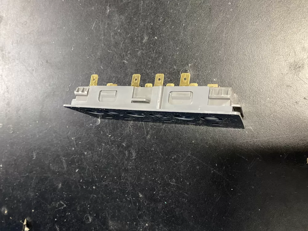 Whirlpool Maytag 2198621 Refrigerator Control Board Dispenser AZ23811 | BK757