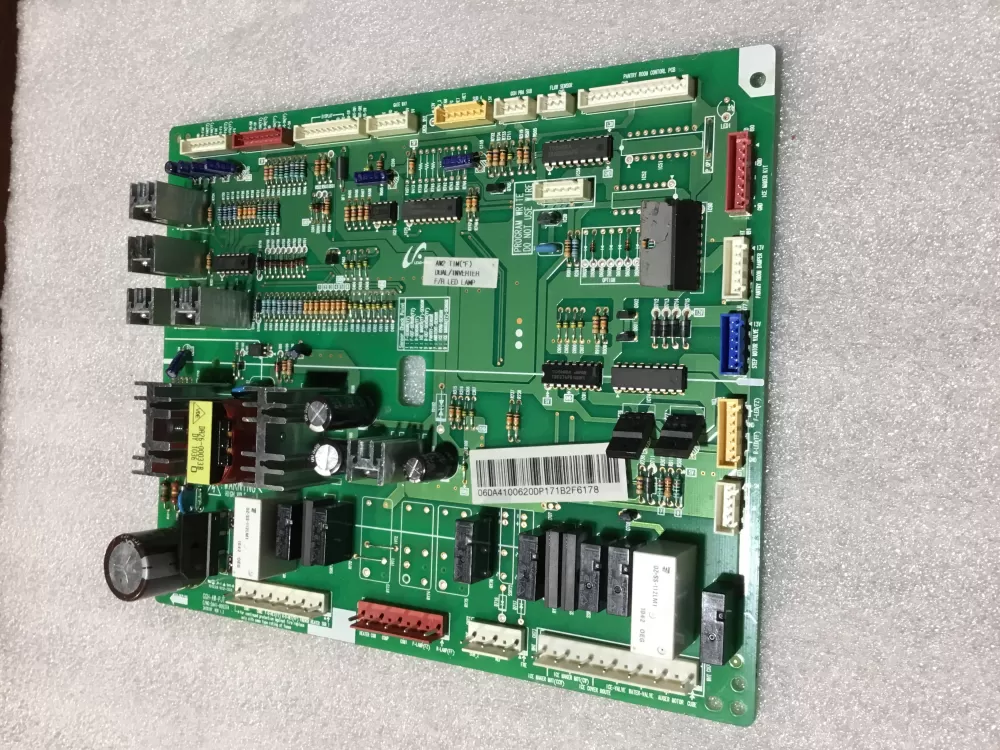 Samsung AP5272130 DA41 00620D Refrigerator Control Board AZ64027 | NRV571