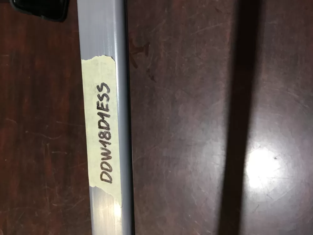 Danby 42226399 Dishwasher Upper Spray Arm Water Feed Tube AZ69072 | Sl70