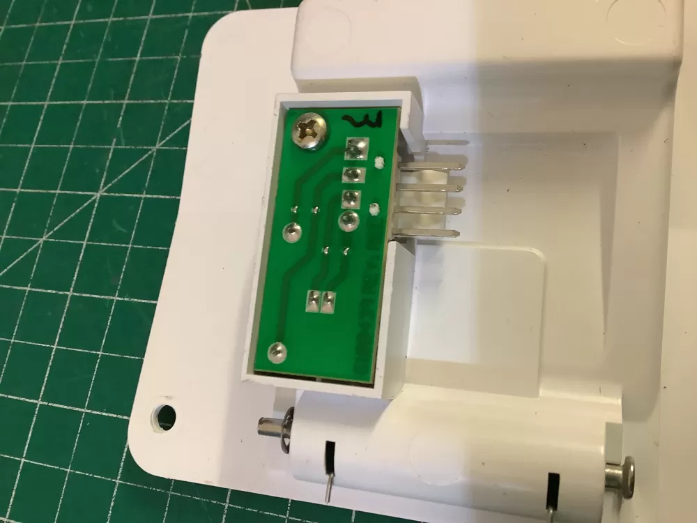 Kenmore Frigidaire 2198587 Refrigerator Control Board Ice AZ192314 | NR547