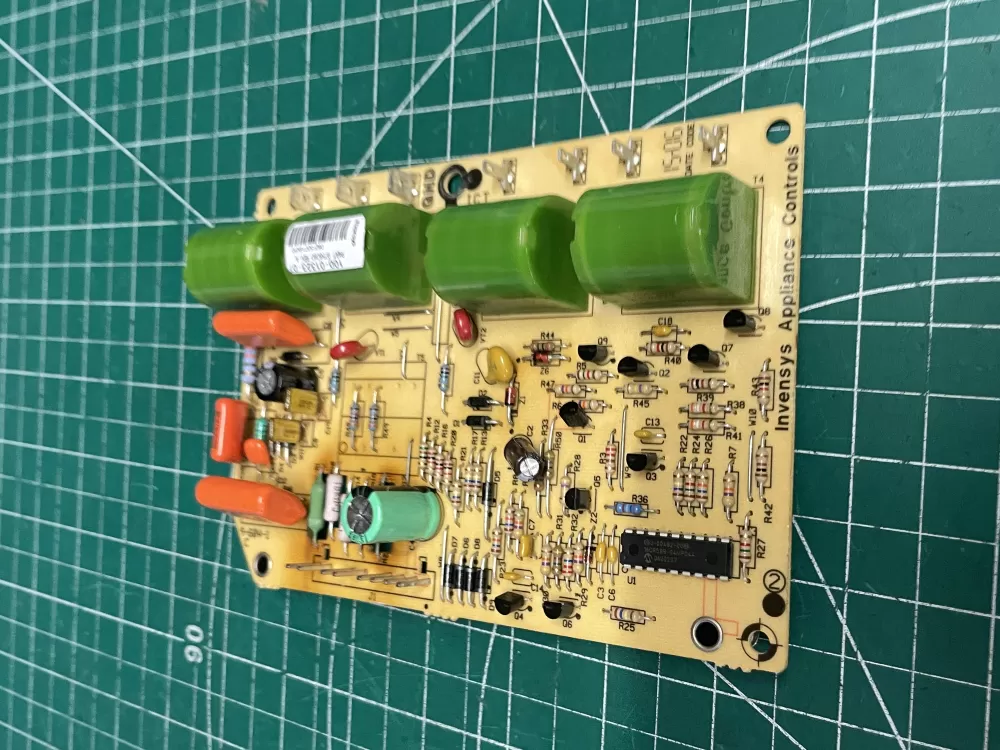 Whirlpool  Amana 100-01323-07 Range Control Board