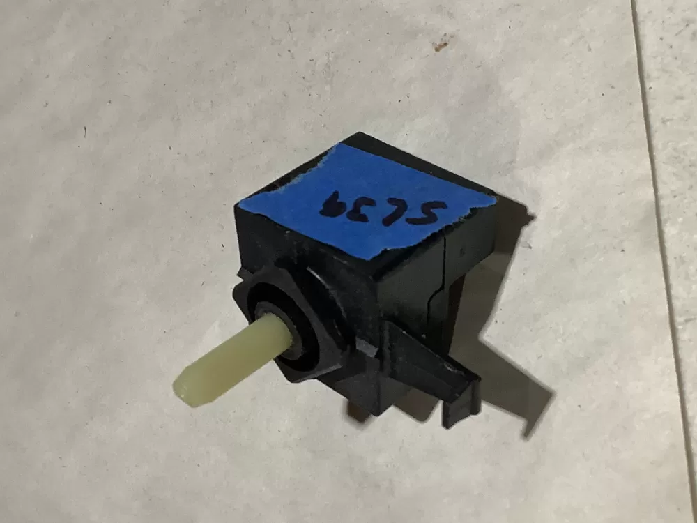 Whirlpool W10661453 W11050715 Dryer Switch AZ112152 | Sl39