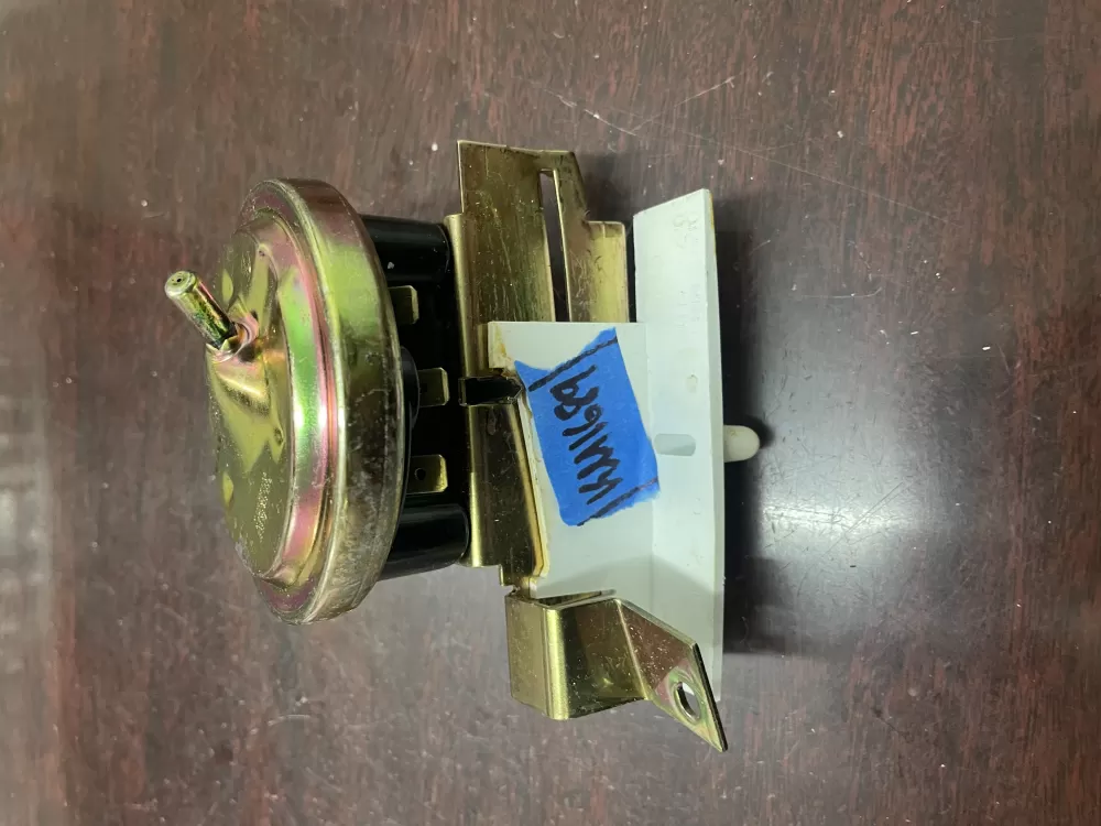 Maytag 6 2093560 Washer Water Level Pressure Switch AZ33892 | KM1689