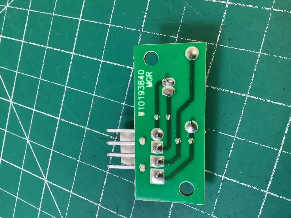 Whirlpool W10757851 4389102 Refrigerator Ice Control Board AZ217905 | NR1774