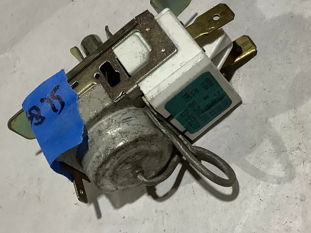 Kenmore 450226-13 Refrigerator Temperature Control Thermostat AZ111262 | Sl85