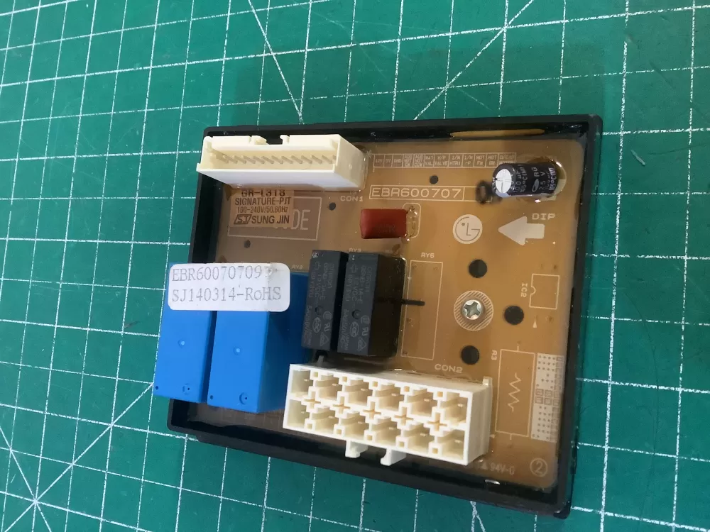 Kenmore LG EBR60070709 Refrigerator Control Board AZ206702 | NR1780