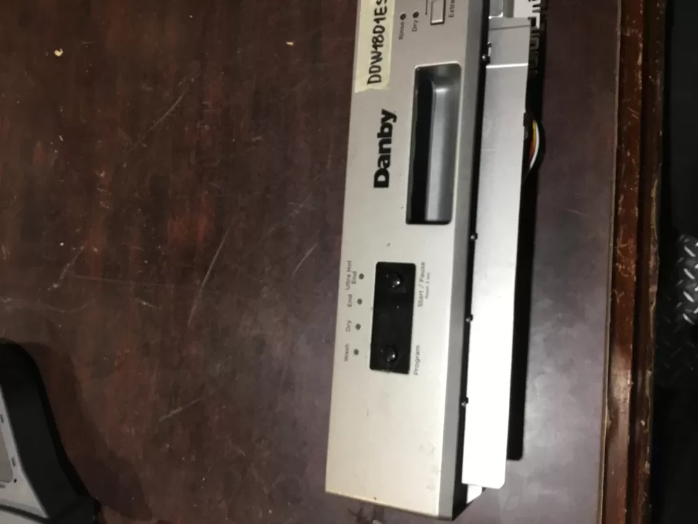 Dandy DDW18D1ESS control board assembly AZ65764 | Sl38