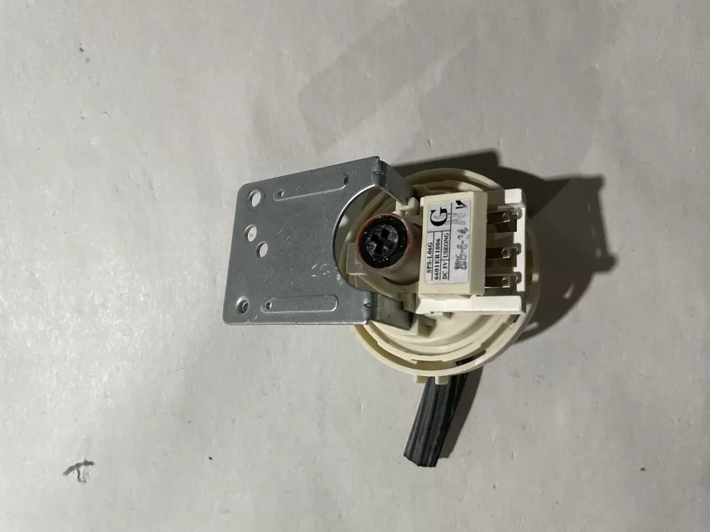 LG 6601ER1006E Washer Pressure Switch AZ206187 | KM1964