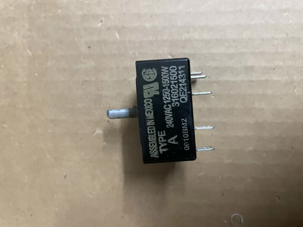 Frigidaire  Kenmore AP3890378 1155394 316021500 5304506424 316436000 PS1145039 Range Control Board Switch