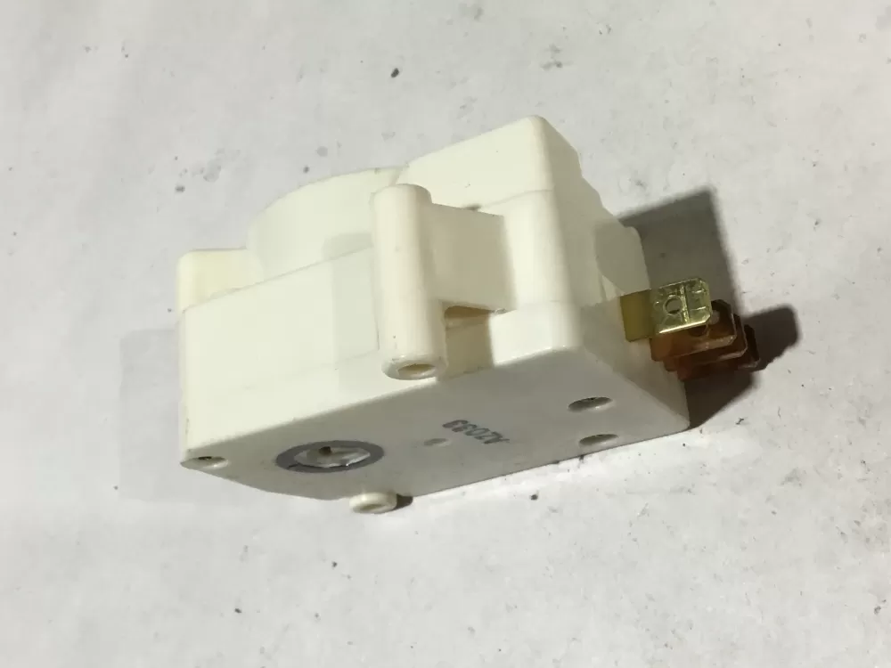 Frigidaire Kenmore 215846604 Refrigerator Defrost Timer AZ104641 | Sl29