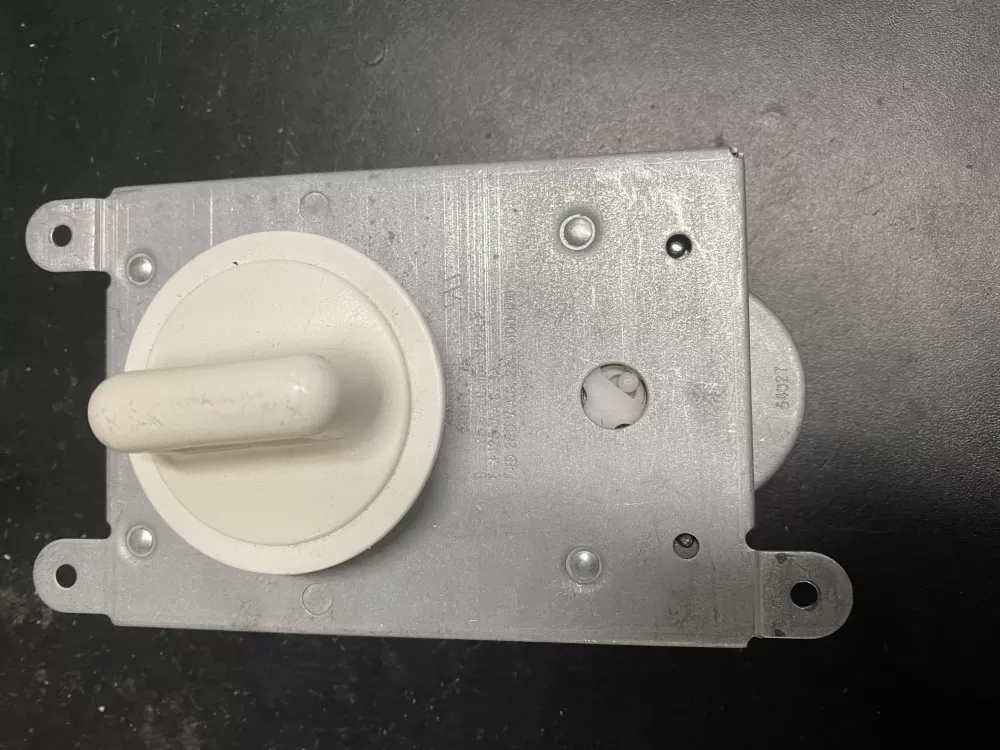 Maytag  Speed Queen  Amana  Whirlpool 59421 275BEF Dryer Timer