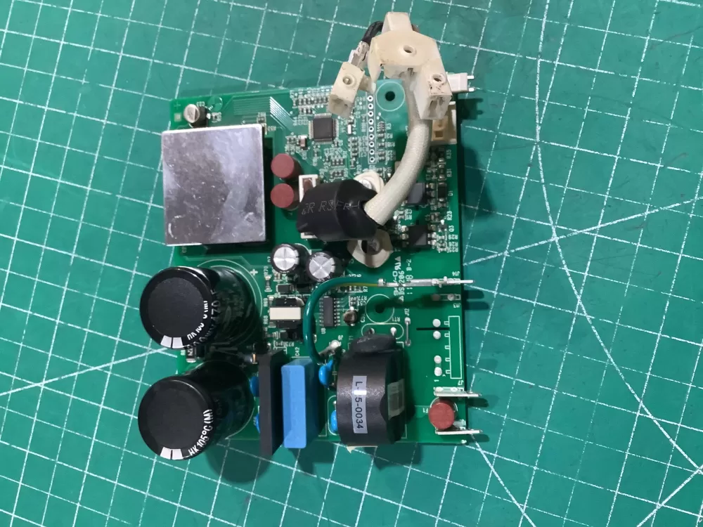 Frigidaire 8083643-03 Refrigerator Control Board AZ227709 | AR1305