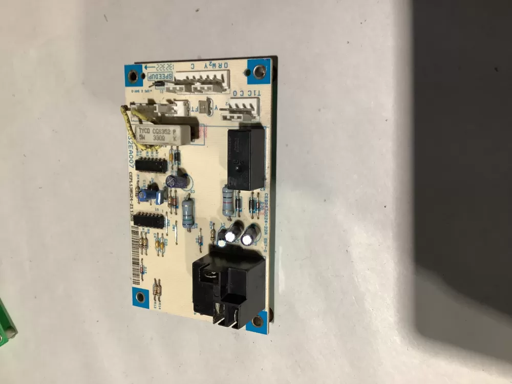 Carrier Bryant CEPL130524 21 Hk32ea007  Defrost Control Board AZ178145 | BG671