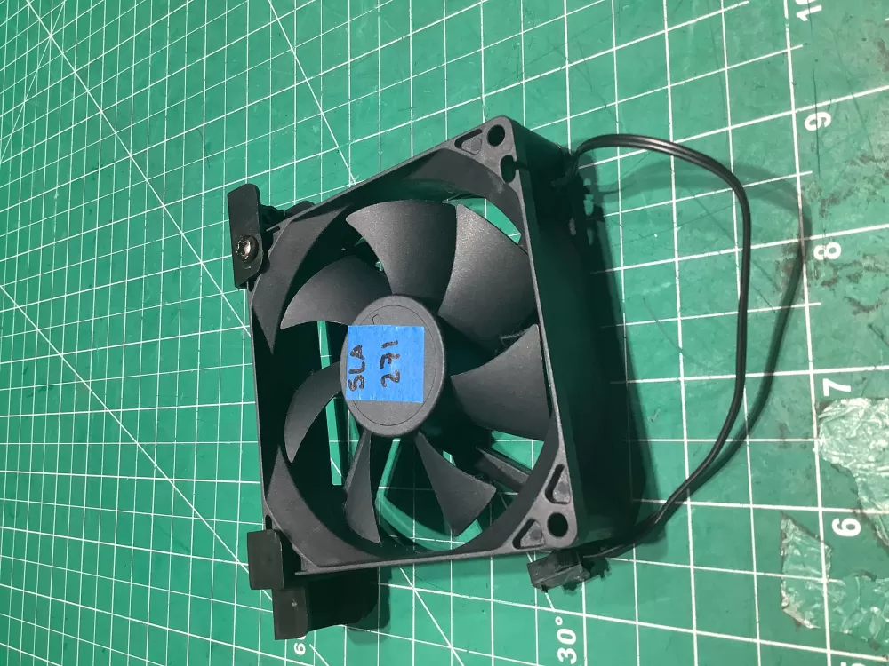DCF DD92DBVM-012 12V 0.16A 2wires Cooling Fan AZ142158 | SL271