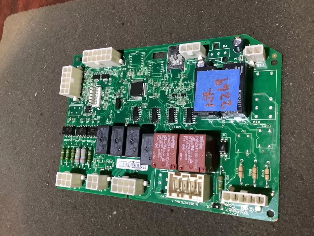 Whirlpool Maytag W10285199 Refrigerator Control Board AZ124713 | NR2269