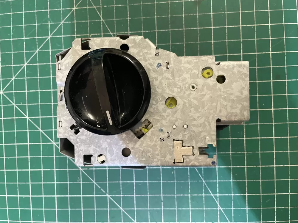 Frigidaire 154412901B Washer Timer AZ193224 | KM1628