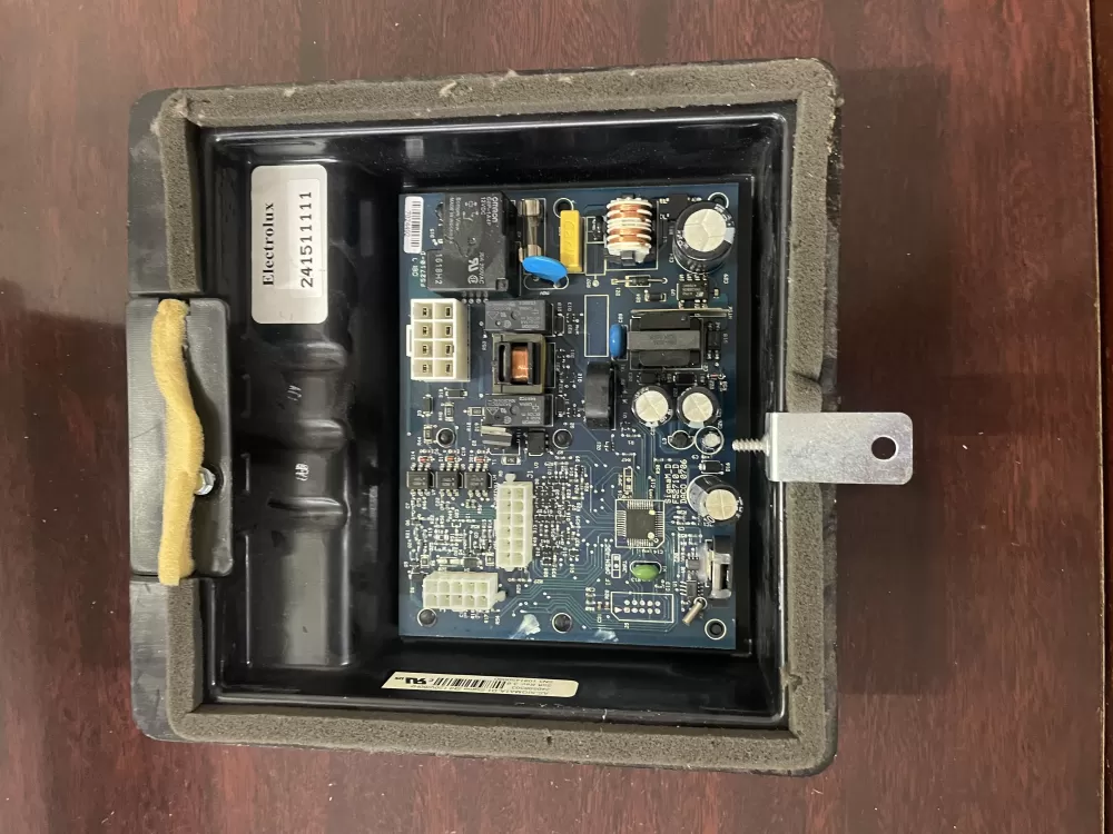 Frigidaire Kenmore Electrolux AP4359793 1467835 241511111 PS2331446 Refrigerator Control Board