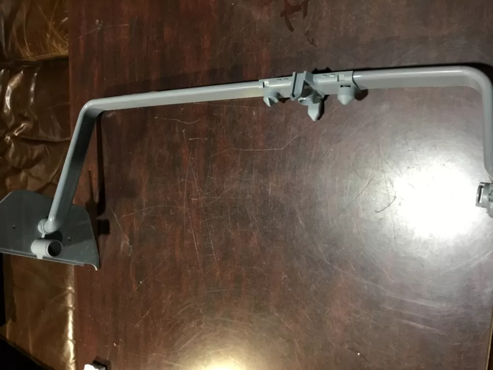 Danby 42226399 Dishwasher Upper Spray Arm Water Feed Tube AZ69072 | Sl70