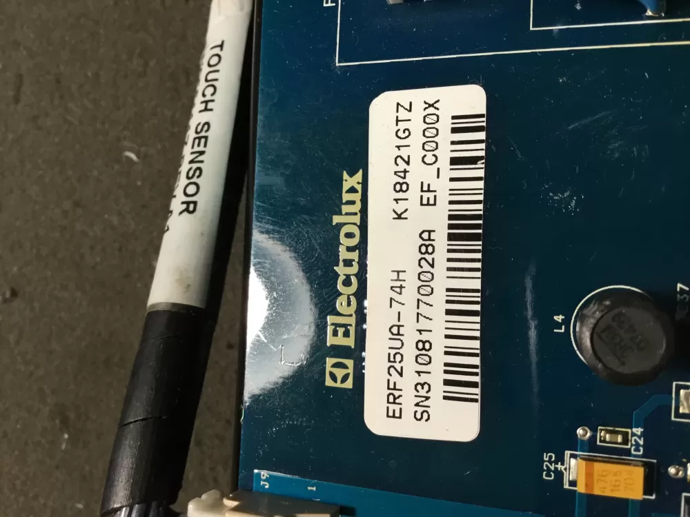 Electrolux ERF25UA-74H Refrigerator Display Control Board AZ98183 | NRV225