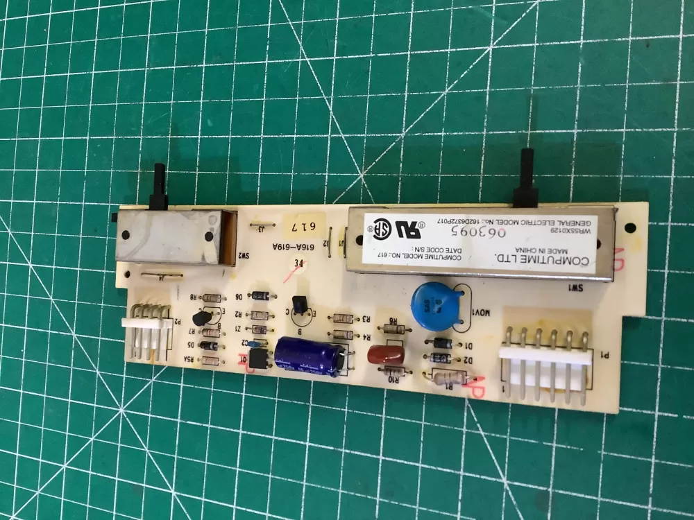 GE WR55X129  AP2071638  162D6372P010  2004  AH304236  EA304236  PS304236  WR55X0042  WR55X0073  WR55X0075  WR55X0129  WR55X42  WR55X73  WR55X75  162D6372P017 Refrigerator Dispenser Control Board