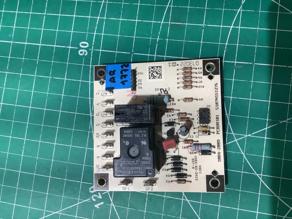 Goodman PCBDM101S Heat Pump Defrost Timer Control Board AZ190502 | AR1772