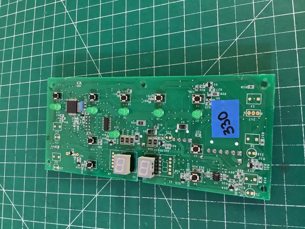 GE Hotpoint 200D7355G006 Refrigerator Control Board Dispenser AZ201749 | NR330