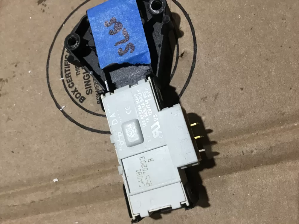 LG 6601ER1005B 85570203 Washing Machine Door Lock Assembly