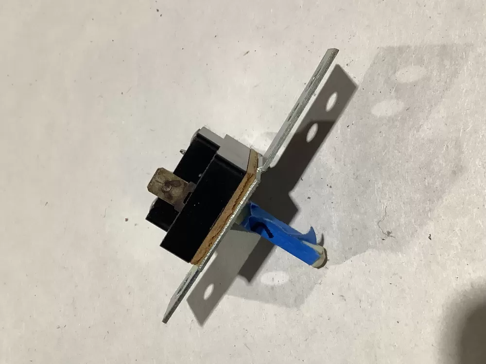 Whirlpool  Roper 694720 Dryer Temperature Switch
