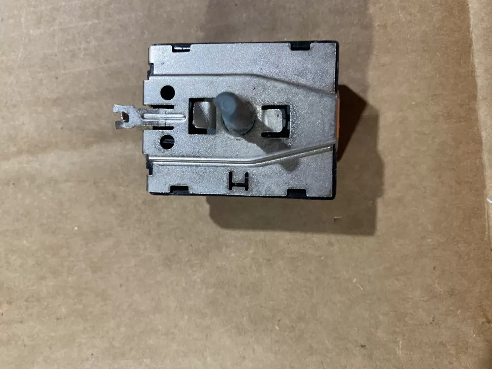 GE 212D1095P005 WE4M407 Dryer Selector Switch