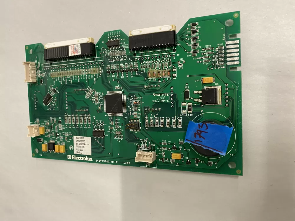 Frigidaire 241973707 Refrigerator Control Board AZ212078 | BK1793