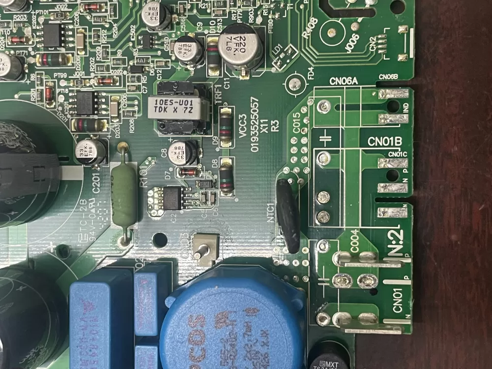 GE Whirlpool 19 52 Refrigerator Control Board Compressor Unit AZ33188 | KM29