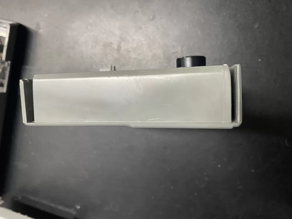 GE Refrigerator 219323010 Main Control Board AZ24060 | BK816