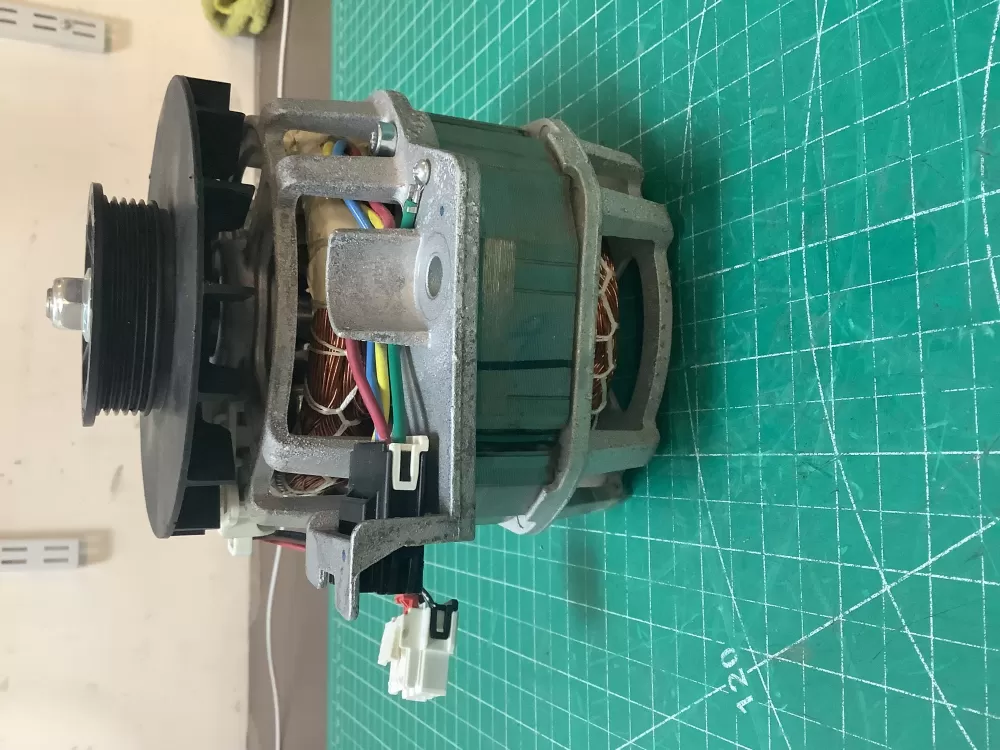 GE 290D1183 Washer Drive Motor AZ224189 | SLA334