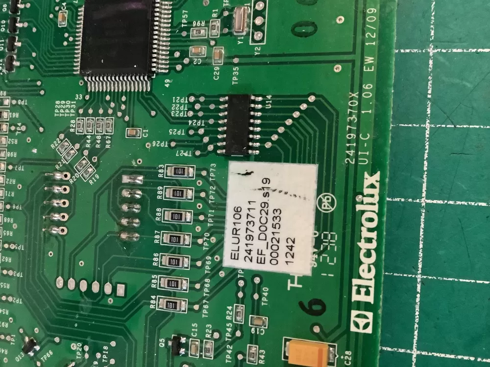 Kenmore 241973702 Refrigerator Dispenser Control Board AZ227907 | NR195