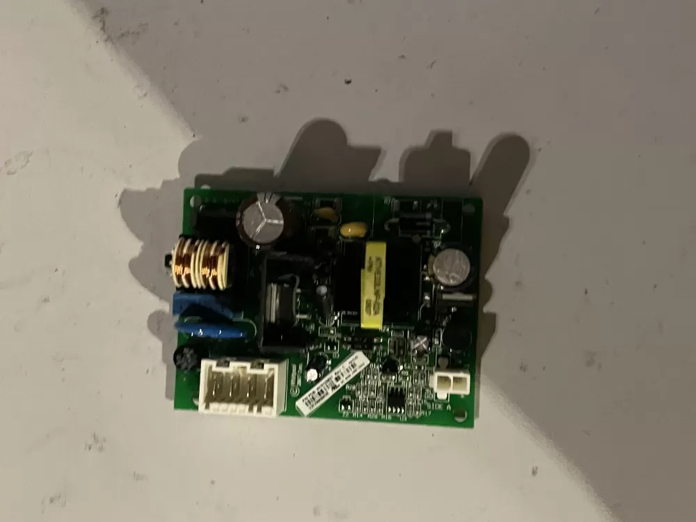 Whirlpool  Maytag  KitchenAid  Kenmore W10120821 W10212584 W10268607 W10356039 WPW10356039 PS11753652 Refrigerator Control Board
