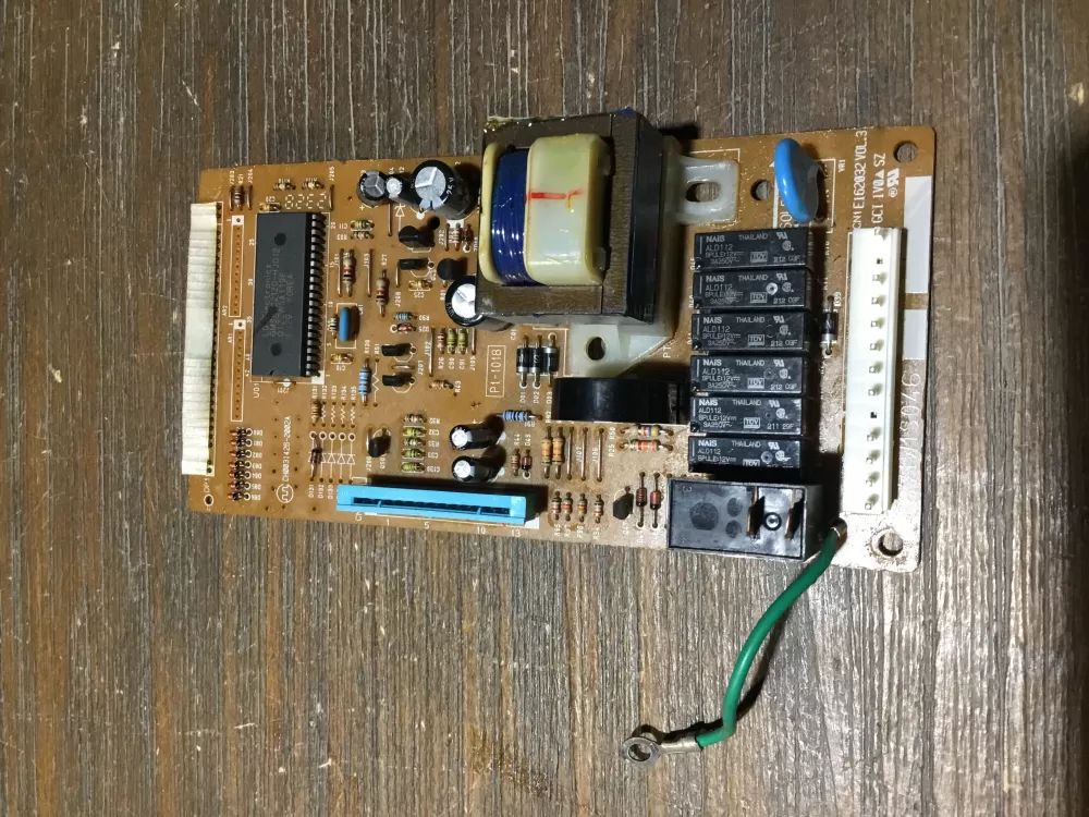 GE 6871W1S046 Microwave Control Board