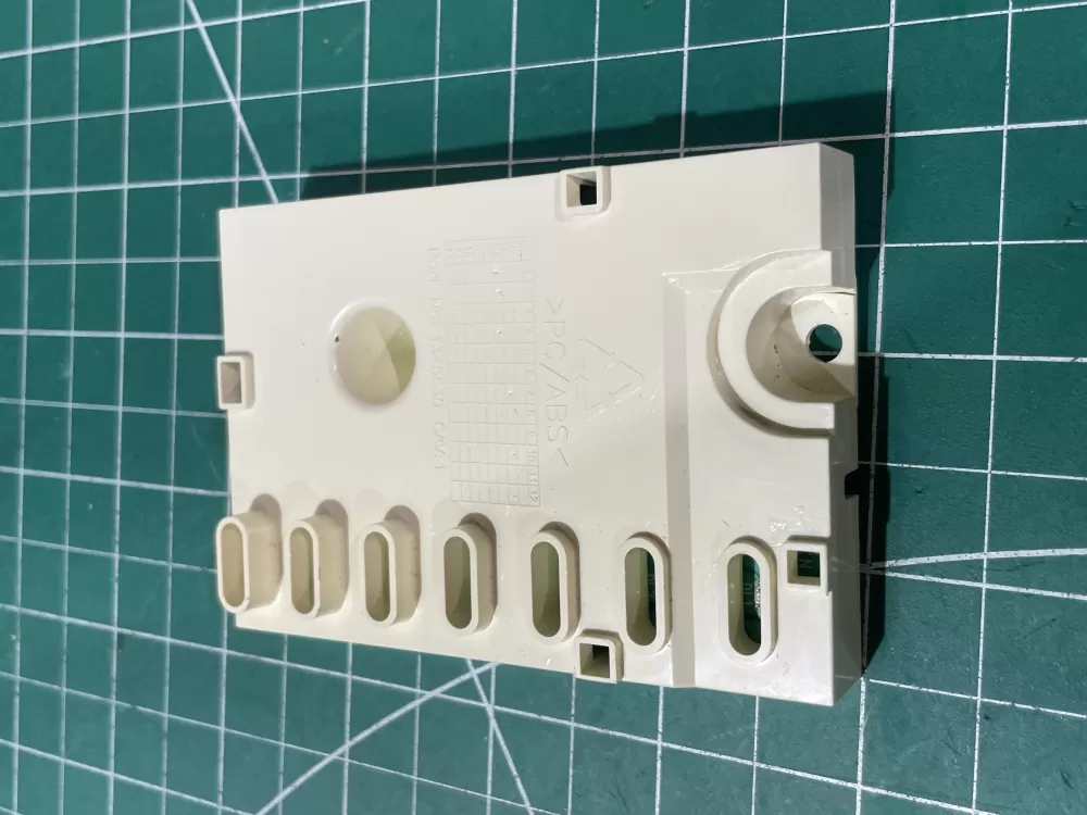Electrolux EL1345529 A 1345529A Washer Control Board AZ193362 | Wm494