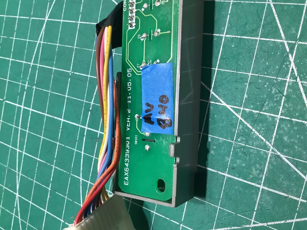 LG EAX64339301 Refrigerator Control board AZ186489 | AV840