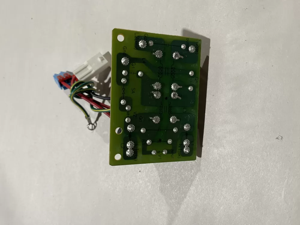 Samsung 00043D 00022B Refrigerator Control Board Noise Filter AZ135688 | BK2341