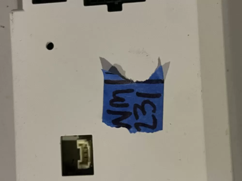 Whirlpool W10434054 Refrigerator Dispenser control Board AZ31262 | Wm231