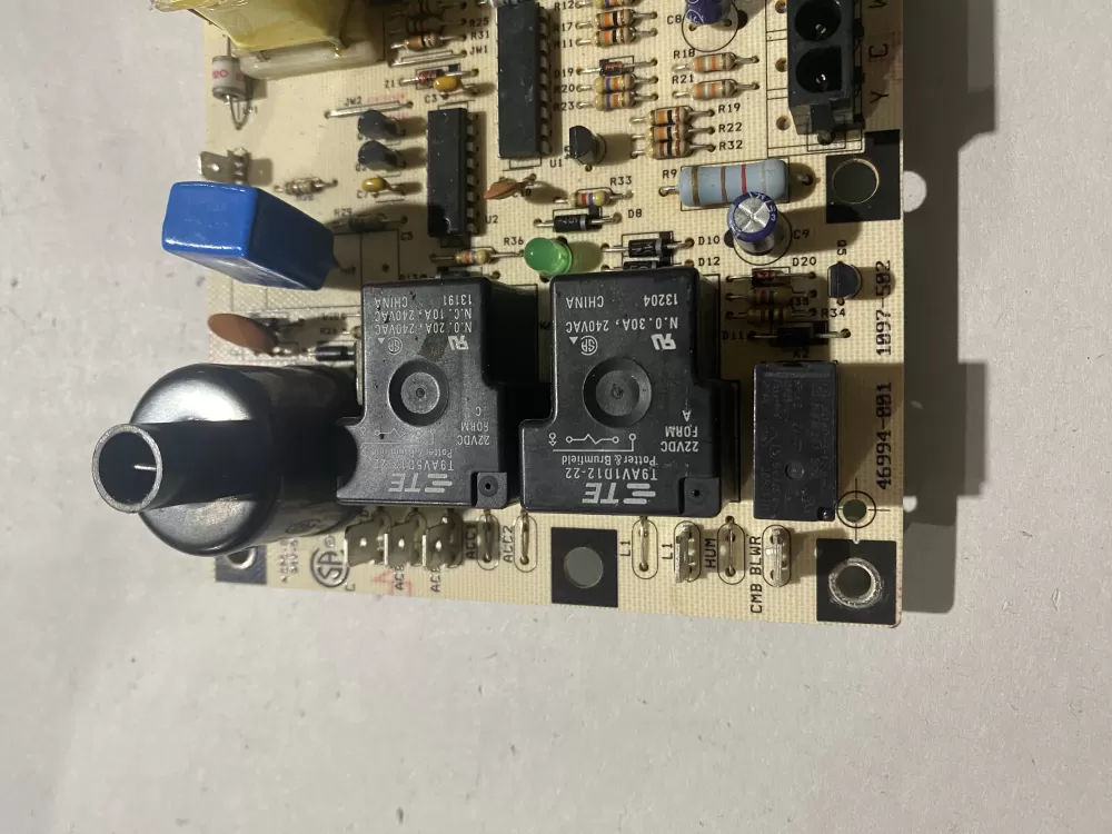 Lennox 1097-83-503A Furnace Control Board AZ193690 | BK574