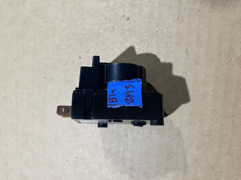 Whirlpool Kenmore W10822278 Refrigerator Defrost Timer AZ118866 | BK2193