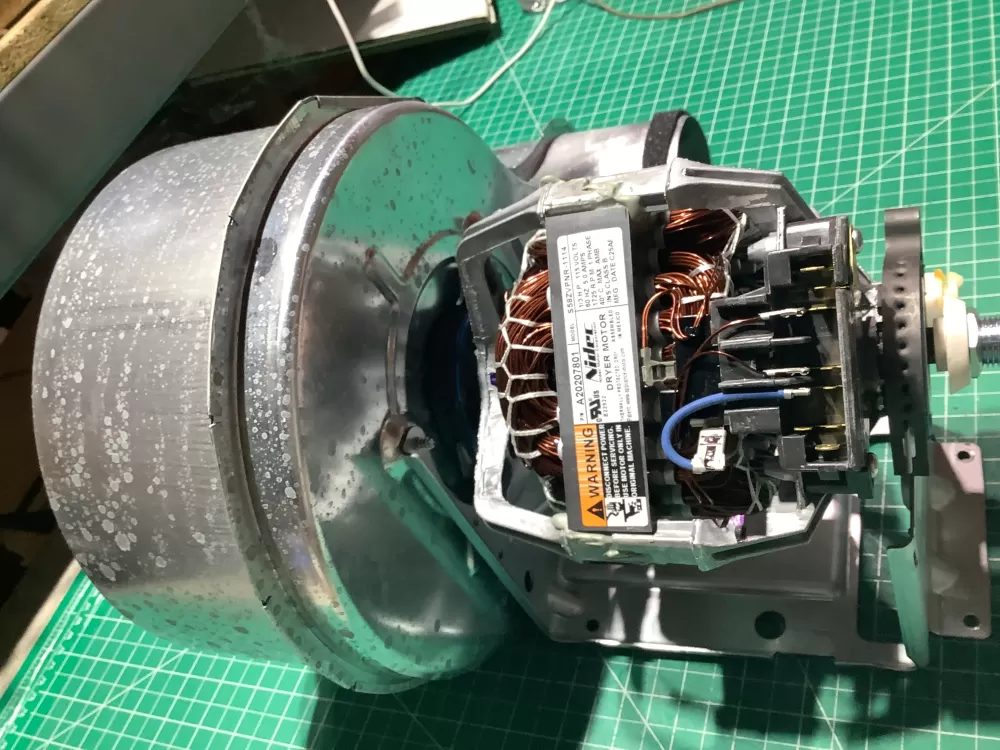 Electrolux Kenmore 134693300 134693301 Dryer Motor AZ146756 | SL172